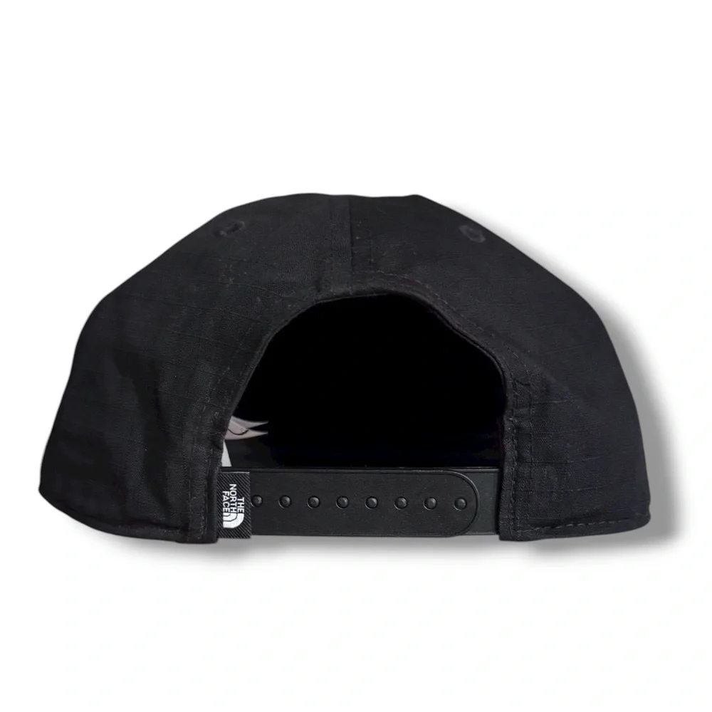 THE NORTH FACE Black Patchless SnapBack Cap Hat